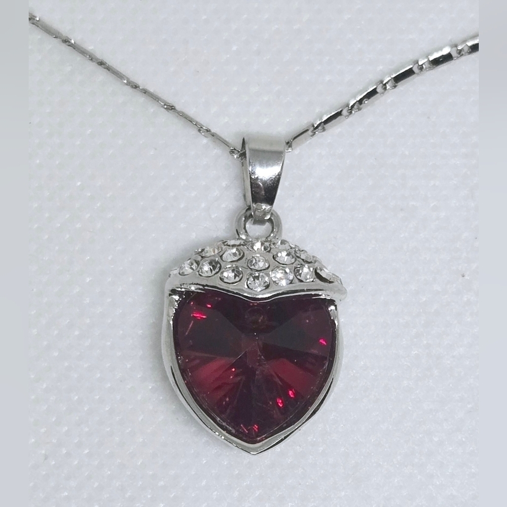 18KGP Red Heart Crystal Necklace & Earring Set – Swarovski Elements - Picture 5 of 9